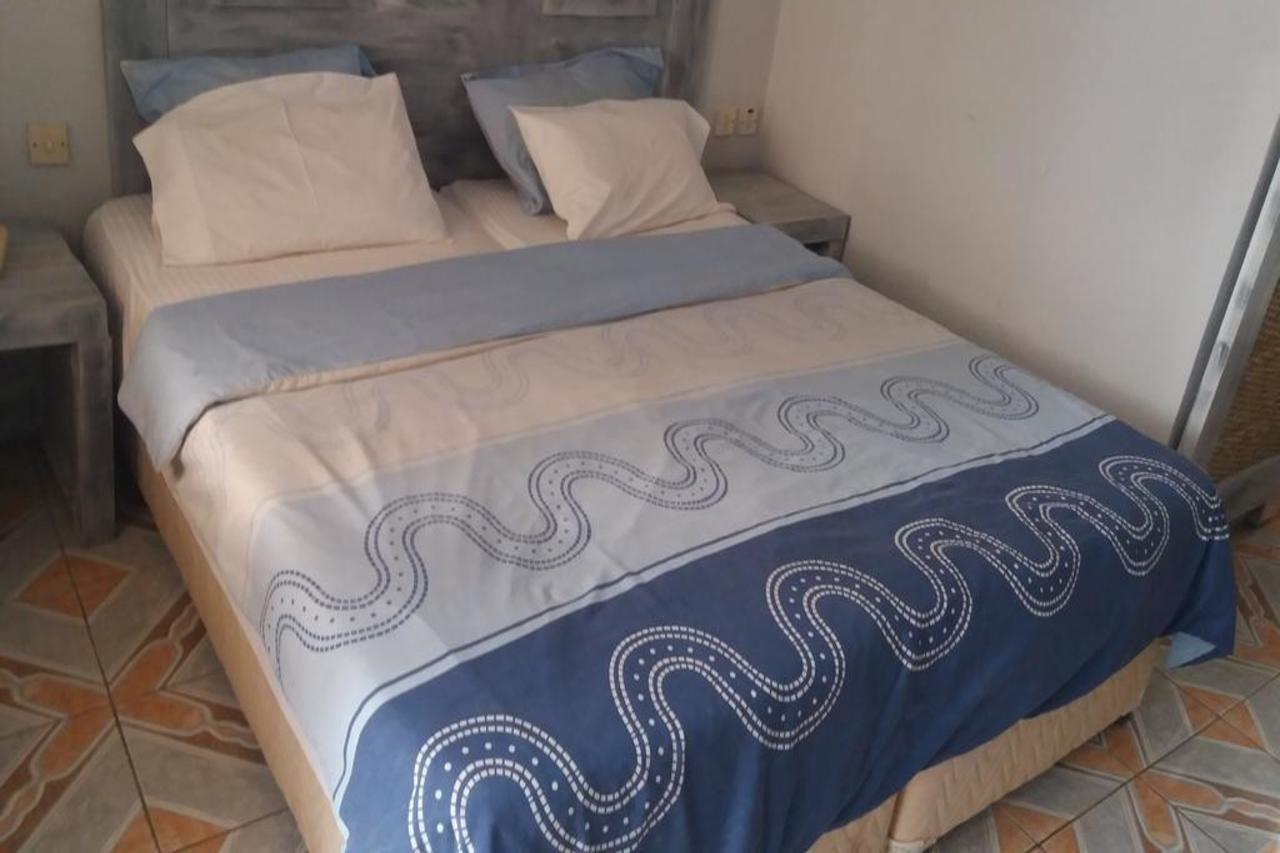 Sarges Hotel Serekunda Kültér fotó