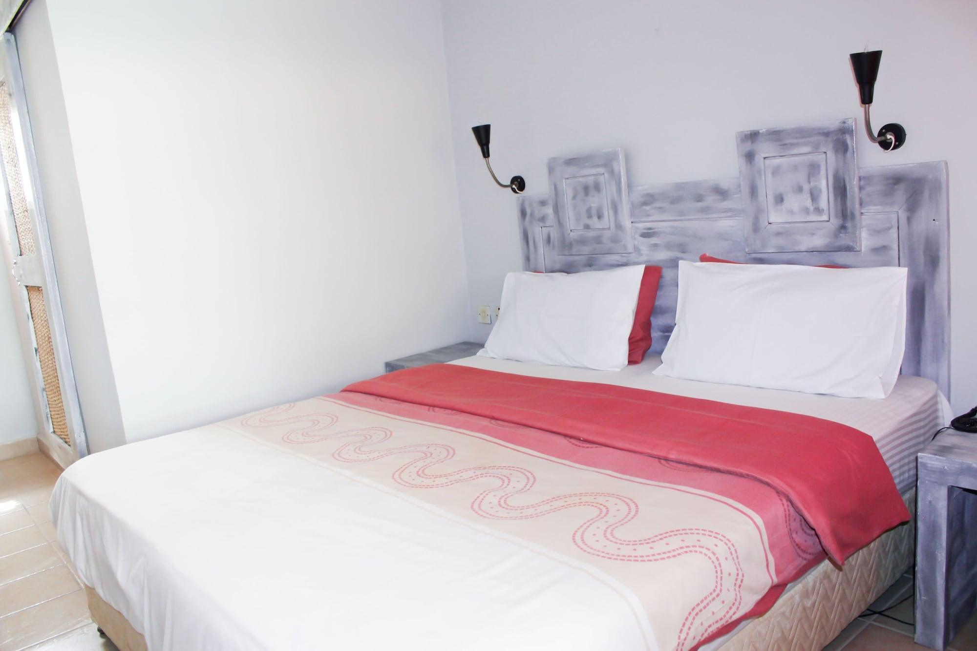 Sarges Hotel Serekunda Kültér fotó