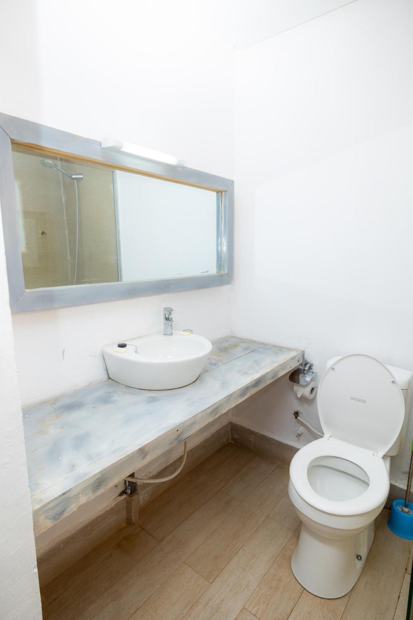 Sarges Hotel Serekunda Kültér fotó
