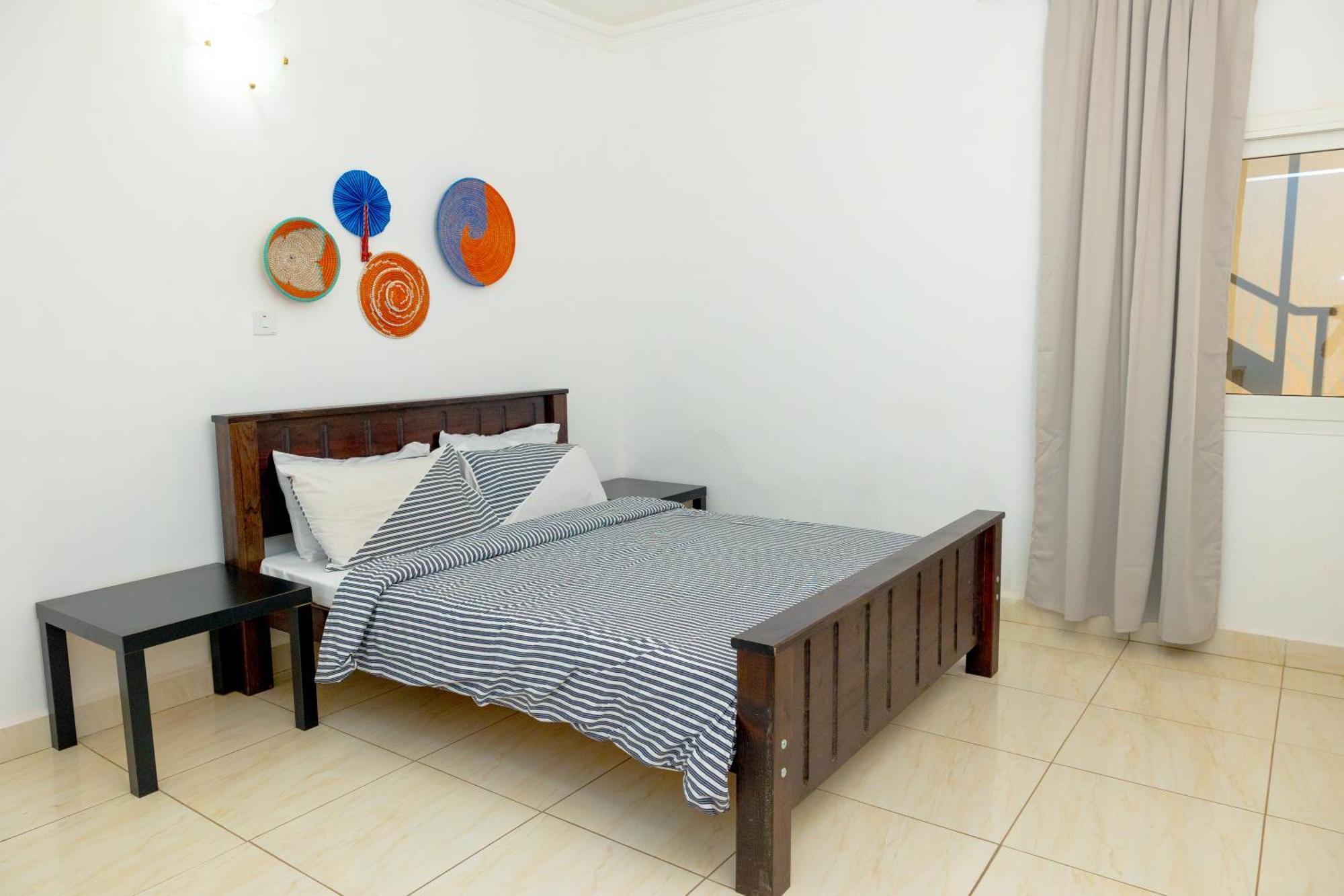Sarges Hotel Serekunda Kültér fotó