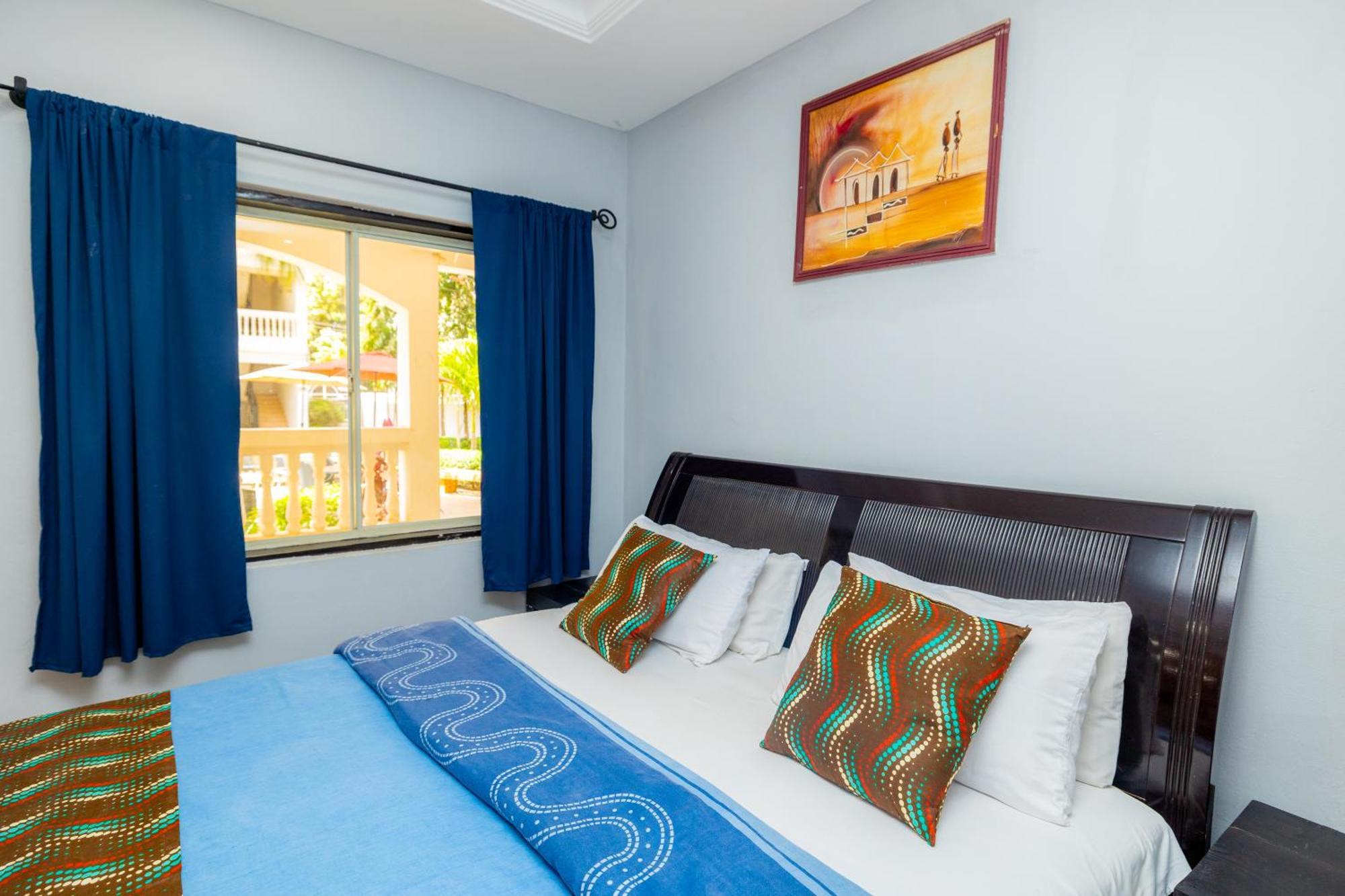 Sarges Hotel Serekunda Kültér fotó