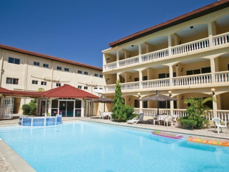 Sarges Hotel Serekunda Kültér fotó