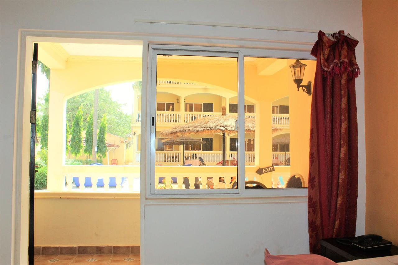 Sarges Hotel Serekunda Kültér fotó